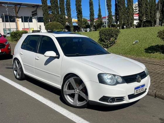 VOLKSWAGEN GOLF 1.6 MI SPORTLINE LIMITED EDITION 8V FLEX 4P MANUAL VOLKSWAGEN GOLF 1.6 MI SPORTLINE LIMITED EDITION 8V FLEX 4P MANUAL
